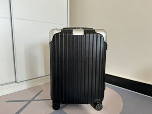 RIMOWA リモワ HYBRID Cabin Cabin 機内持ち込み用スーツケース スーツケース 21インチ 37リットル ブラック TJ 1