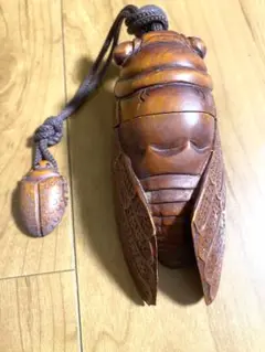 時代物  蝉の印籠 一刀彫リ　古道具 レトロ 骨董