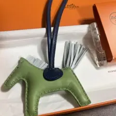 値下げ❣️HERMES ロデオチャームPM  未使用　おまけ付き