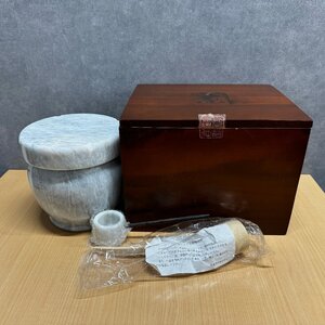 ◎K324 甕雫 極 原酒 大理石入り 芋焼酎 大理石容器等のみ 木製ケース 柄杓付き かめしずく きわみ 京屋酒造