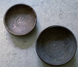 くり抜き　木彫り　器　皿　木の皿　木の器　民藝　古民芸　古道具　時代物　こね鉢　2個セット