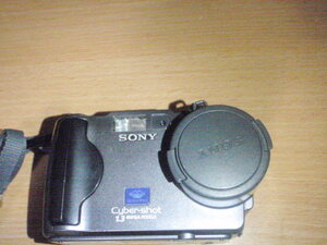 Camera-S-6 SONY製デジカメ Cyber-shot DSC-S30