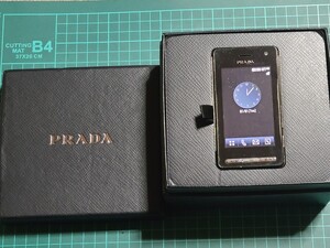 【中古】 docomo PRADA Phone by LG L852i ブラック 3Gガラケー FOMA LG プラダ ドコモ 電池パック L04