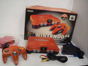 H309 中古 ゲーム 本体 ニンテンドウ64 NINTENDO64 クリアオレンジ＆クリアブラック AVケーブル付 メモリー拡張パック変更済 動作確認済