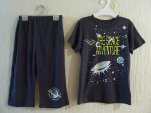 ★★カッコいい 宇宙柄プリント☆Tシャツ＆パンツ上下セットアップ★人気のグレー系★肌触り抜群★キッズサイズ130★新品未使用タグ付★★