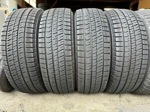 バリ山 スタッドレス4本セット ブリヂストン BLIZZAK VRX2 215/65R16 2022年