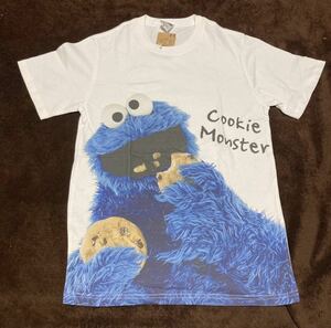 【新品】Lサイズ クッキーモンスター Tシャツ Elmo セサミストリート Sesame Street アニメT アートT キャラT tee/ユニバ USJ着 a