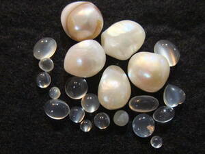 自然色マベブリック型淡水真珠 pearl ナチュラル&moonstoneムーンストーンカボッションセット☆　9　まとめて色々たくさん同梱可能 524-2