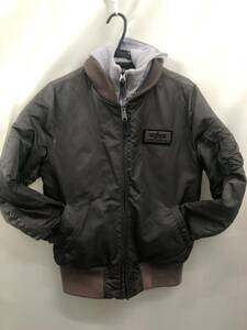 ALPHA INDUSTRIES アルファ ma-1 細身のモデルです。