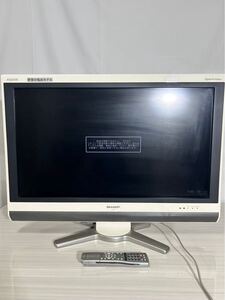 Y442/SHARP/シャープ/LC-32DE5/32インチ/液晶テレビ/通電確認済/リモコン付き/B-CASカード付き AQUOS/アクオス