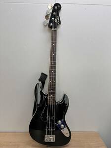 N321-116196 Fender フェンダー ベース Aerodyne 本体カラーブラック 弦楽器 ソフトケース有り 音楽③