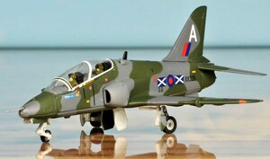 ■即決CORGI 1/72【BAe ホーク T.1A イギリス空軍 第151飛行隊 1984年 限定品