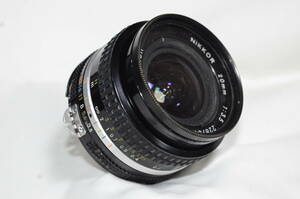 ☆NIKON / FX Ai-s NIKKOR 20mm f/3.5 S：売り切れ御免 近距離補正方式搭載 