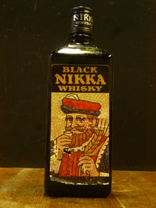 １級「BLACK NIKKA」1982年以前、42年以上昔の流通 髭のブラック ニッカ 黒栓 日本橋 720ml 42度 余市 カフェグレーン BLACK NIKKA-0229-B
