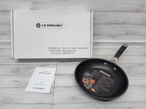 LE CREUSET ル・クルーゼ　TNS 22 cm shallow flying pan NS　シャロー フライパン　シリコンハンドル　96203022001520