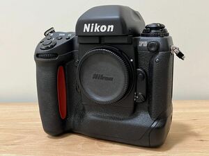 【Nikon】 ニコン F5 ボディのみ フィルム 一眼レフ カメラ