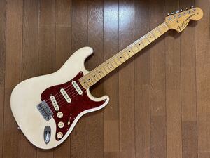 [GT]Fender Japan フェンダー・ジャパン ST68-85TX[M] VWH ラージヘッド ラウンド貼りメイプル Fチューナー＆テキサス・スペシャル搭載！