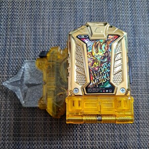 BANDAI 仮面ライダーエグゼイド ハイパームテキガシャット ／ 2017 ムテキゲーマー エグゼイド 仮面ライダー 石ノ森 プロ 石森 