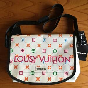 未使用　Tagger タガー　メッセンジャーバッグ　LOUSY VUITTON　モノグラム　パロディー　激レア