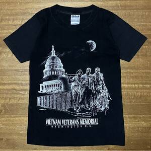 GILDAN ベトナム戦争戦没者慰霊碑 3人の兵士像 プリントTシャツ VVMF コピーライト 点描画 軍物 ミリタリー