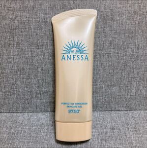 アネッサ　PERFECT UV SUNSCREEN SKINCARE GEL パーフェクトUVサンスクリーンスキンケアジェル　日焼け止め　SPF50+ 90g