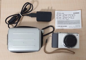 1円スタート　美品　CASIO EXILIM デジカメ　HS　EX-ZR700 ホワイト　白 ケース付　充電器　