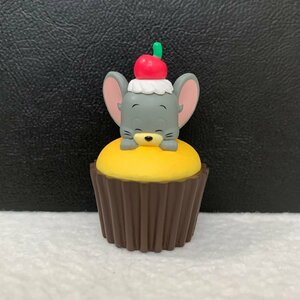 ＜美品＞タフィー＆カップケーキ 「TOM and JERRY もぐもぐかくれんぼ」トムとジェリー　フィギュア★サイズ約４cm〈xg