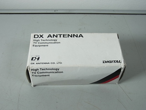 ■■【即決】DX ANTENNA　デラックスアンテナ　2.6GHz 可動接栓６分配器　SUD-76　未使用品！