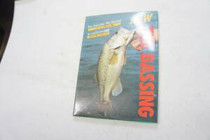 ソニーマガジンズ 超希少本 NEW THE BASSING ニューザバッシング BASS FISHING ブラックバス HEDDON ABU オールドタックル図鑑 1991年 絶版