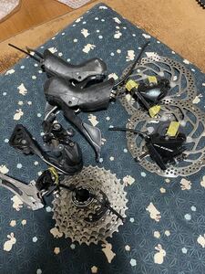 SHIMANO シマノ コンポセット 105 R7000系 傷あり中古 油圧ディスク