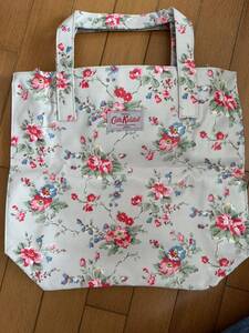 【キャスキッドソン 】Cath Kidston トートバッグ 花柄 未使用品　ちょっとわけあり