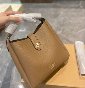 新品 COACH コーチ 002 レディース ショルダーバッグ 斜めかけバッグ トートバッグ ハンドバッグ レディース コーチ アウトレット品