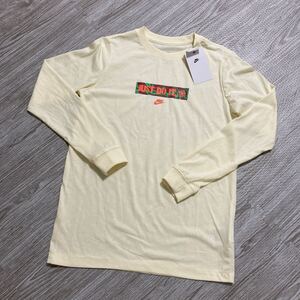 新品　NIKE　ナイキ　長袖Tシャツ　サイズ160　定価3850円　送料185円