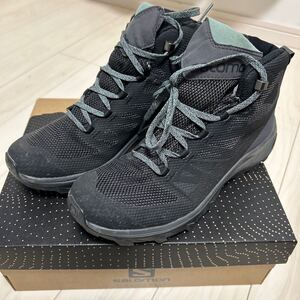 ★中古　美品　サロモン　SALOMON トレッキングシューズ　登山靴　OUT line Mid GTX W 8 ブラック　25cm トレイル　キャンプ　アウトドア