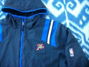 フィラデルフィア セブンティシクサーズ フード付き黒ジャンパー？ 極美品 L NBA Philadelphia 76ers リーボック REEBOK