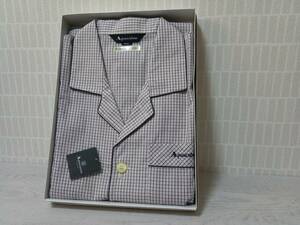 Aquascutum　アクアスキュータム　新品タグ付　メンズ　Sサイズ　パジャマ上下セット　長袖　長ズボン　日本製　プレゼントにも！