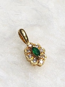 ☆美品 K18 JEWELRY エメラルド ダイヤモンド ペンダントトップ 総重量約0.8g 貴金属 金 ジュエリー レターパックプラス発送可☆