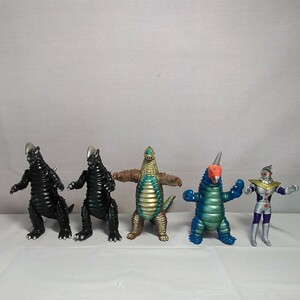 バンダイ　 ウルトラ怪獣　ブラックキング　レッドキング　バキシム　ウルトラキング　フィギュア