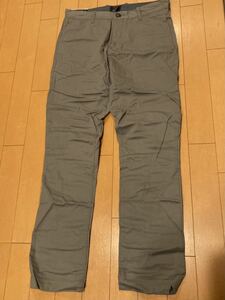 GAP ギャップ　SLIM FIT COUPE ETROITE カーキ色　29×30