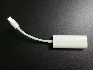 Apple純正【中古】Thunderbolt 3（USB-C）- Thunderbolt 2アダプタ A1790