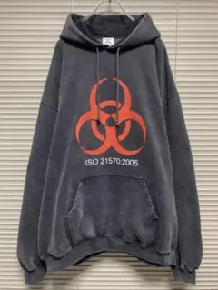 《 VETEMENTS 》Genetically Modified Hoodie