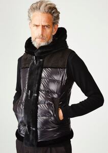 AKM × EMMMETI ムートンレザー　ダウンベスト M 定価242,000円 美品 エンメティ DOWN VEST 1piu wjk jun ゴルフ LEON 完売 MONCLER CANADA