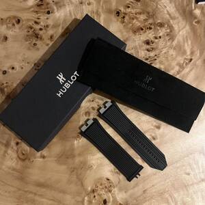 未使用☆ HUBLOT ウブロ ウニコ ワンクリック 45ミリ用 ストラップ ブラック ラバー unico ベルト 黒 ビッグバン 定価66000円 箱付き