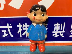 希少　 当時物　昭和レトロ　不二家　ペコちゃん　MP 　園児服ペコちゃん　1960年代　105mm