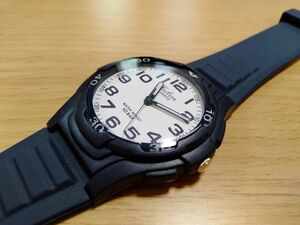 シチズン CITIZEN 腕時計 メンズ VS18-001 Q&Q ホワイト ネイビー