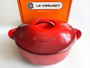 LE CREUSET ル・クルーゼ ココット・ロンド 19cm チェリー・レッド レギュミエ 鋳物ホーロー鍋 廃番モデル