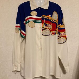 ☆美品☆aye-aye☆テニス好きな方必見☆長袖シャツ☆ブルーの好きな方に☆バックもプリントあり☆