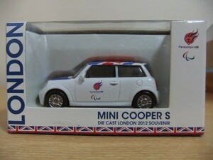 ＣＯＲＧＩ コーギー　ＭＩＮＩ　ＣＯＯＰＥＲ　Ｓ　白　２０１２　ＬＯＮＤＯＮ　Ｐａｒａｌｙｍｐｉｃｓ　ＧＢ　１/４３　未開封