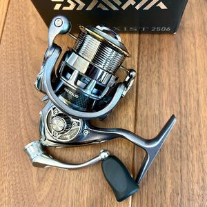 【送料無料】12イグジスト2506 (出品番号6 ダイワ DAIWA EXIST