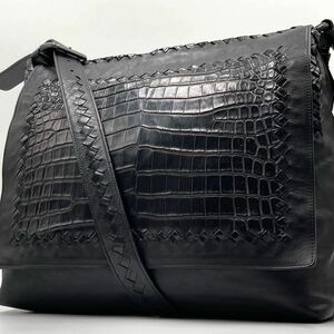 定価165万!!! 未使用級!!! クロコダイル BOTTEGA VENETA ボッテガヴェネタ ショルダーバッグ メッセンジャー A4収納 メンズ ビジネス 黒